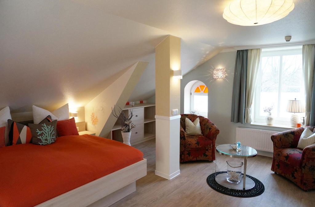 Deluxe Apartments der Alten Apotheke Prerow Kamer foto